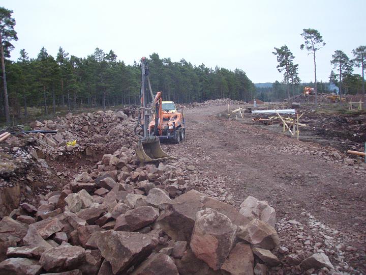 solbergsvagen ovanfor tomt 5 i 43121. placeras under solb.v.JPG - vy ner mot kalmarboden längs solbergsvägen